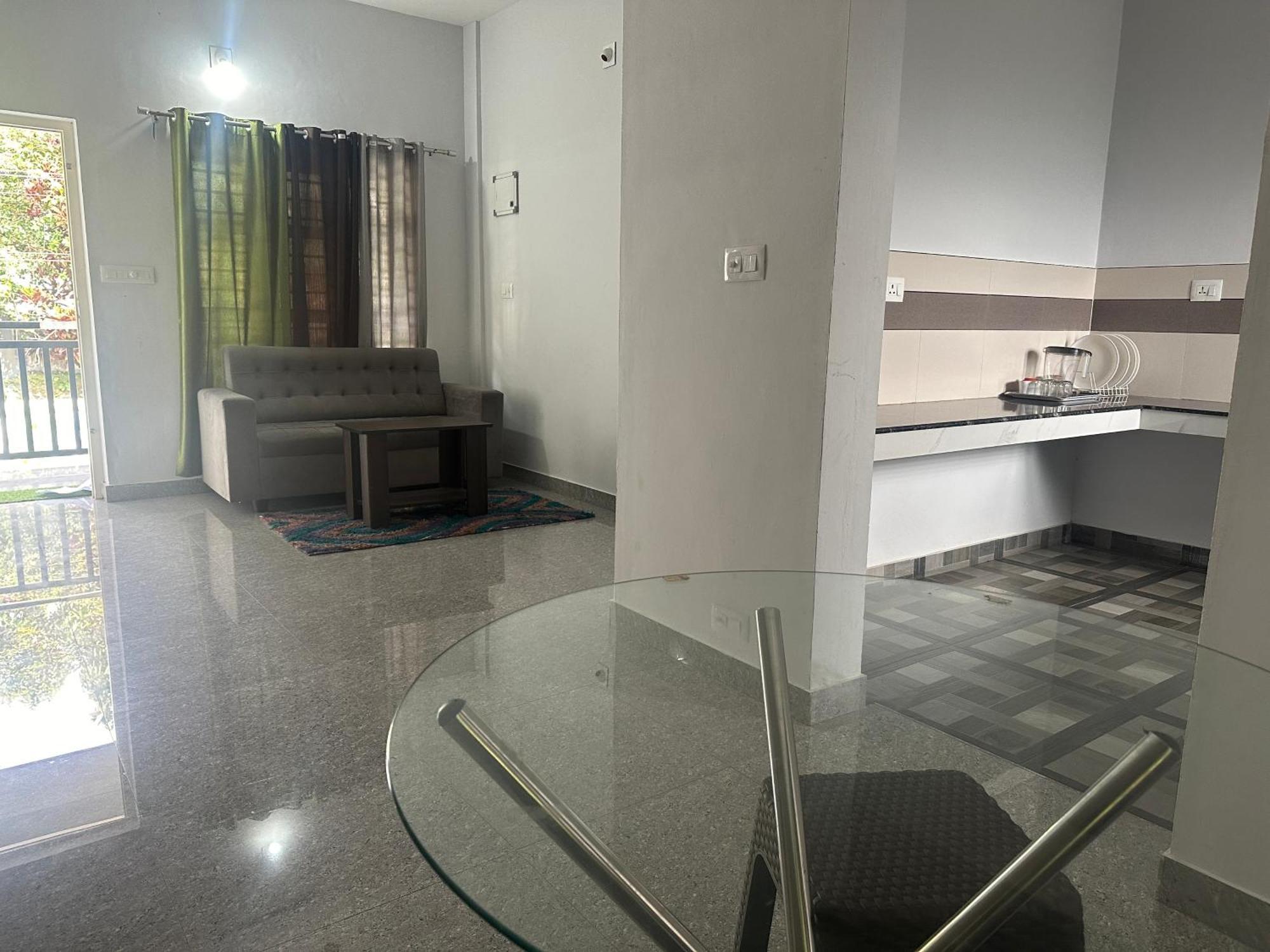 Wayanad Vista Service Apartment エクステリア 写真